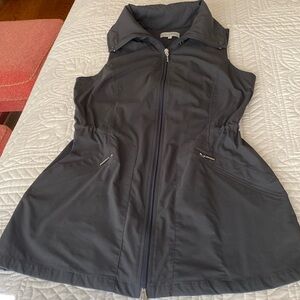 Anatomie, The Premier Travel Collection, matching vest and pants.